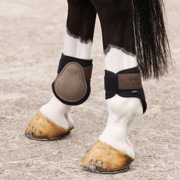 hv-polo-tendon-and-fetlock-bootset-hvpclassic-straw
