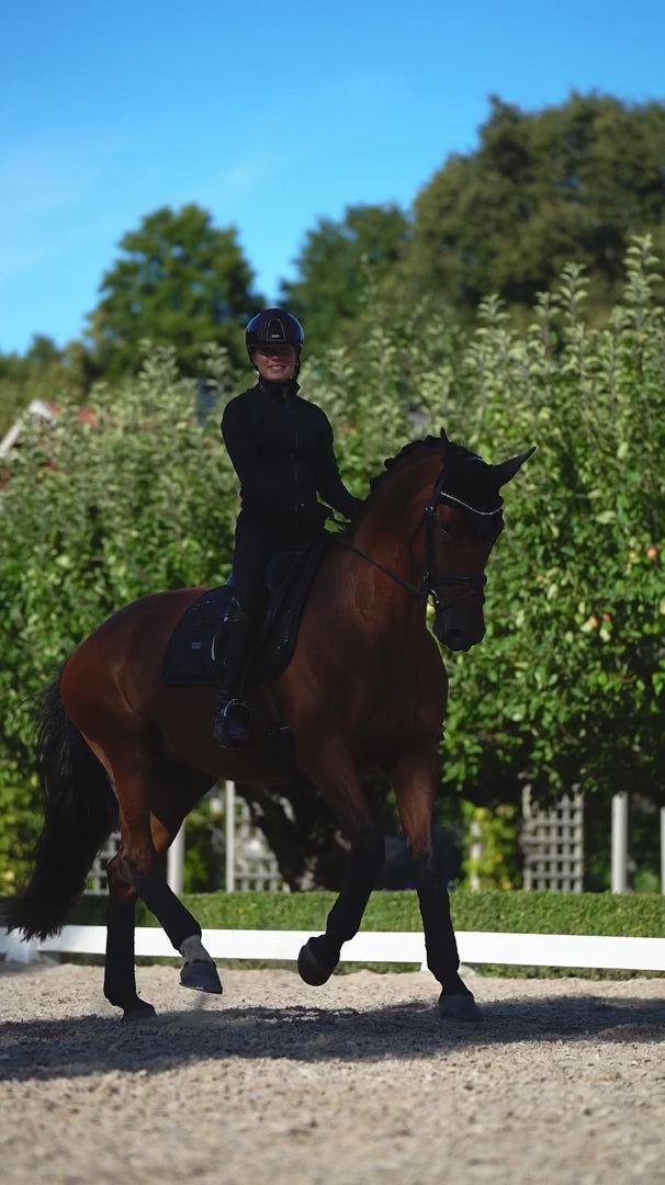 Equestrian Stockholm Polo Wraps product video